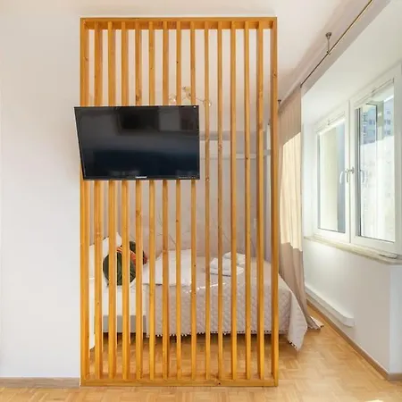 Ecru Inflancka Modern With Balcony Wwa47 Lejlighed *