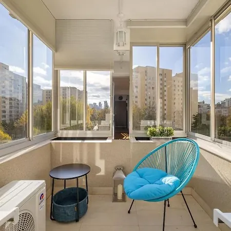 아파트 Ecru Inflancka Modern With Balcony Wwa47